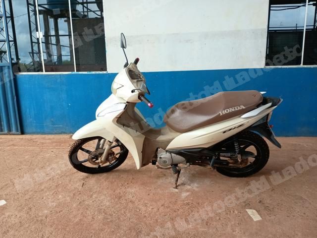 Honda em leilao em Brasil