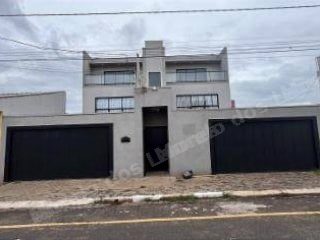 Apartamento de 182 m2 em leilão em Franca/SP