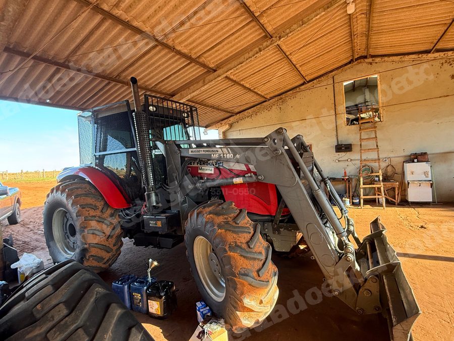 Máquina agrícola 2015 em leilão em Campo Grande/MS - Lote 3