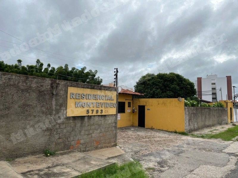 Apartamento em leilão em Brasil - Lote 90