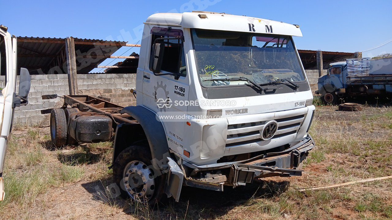 Volkswagen 17.180 Euro3 Worker 2011 em leilao em Ribeirão Preto/SP