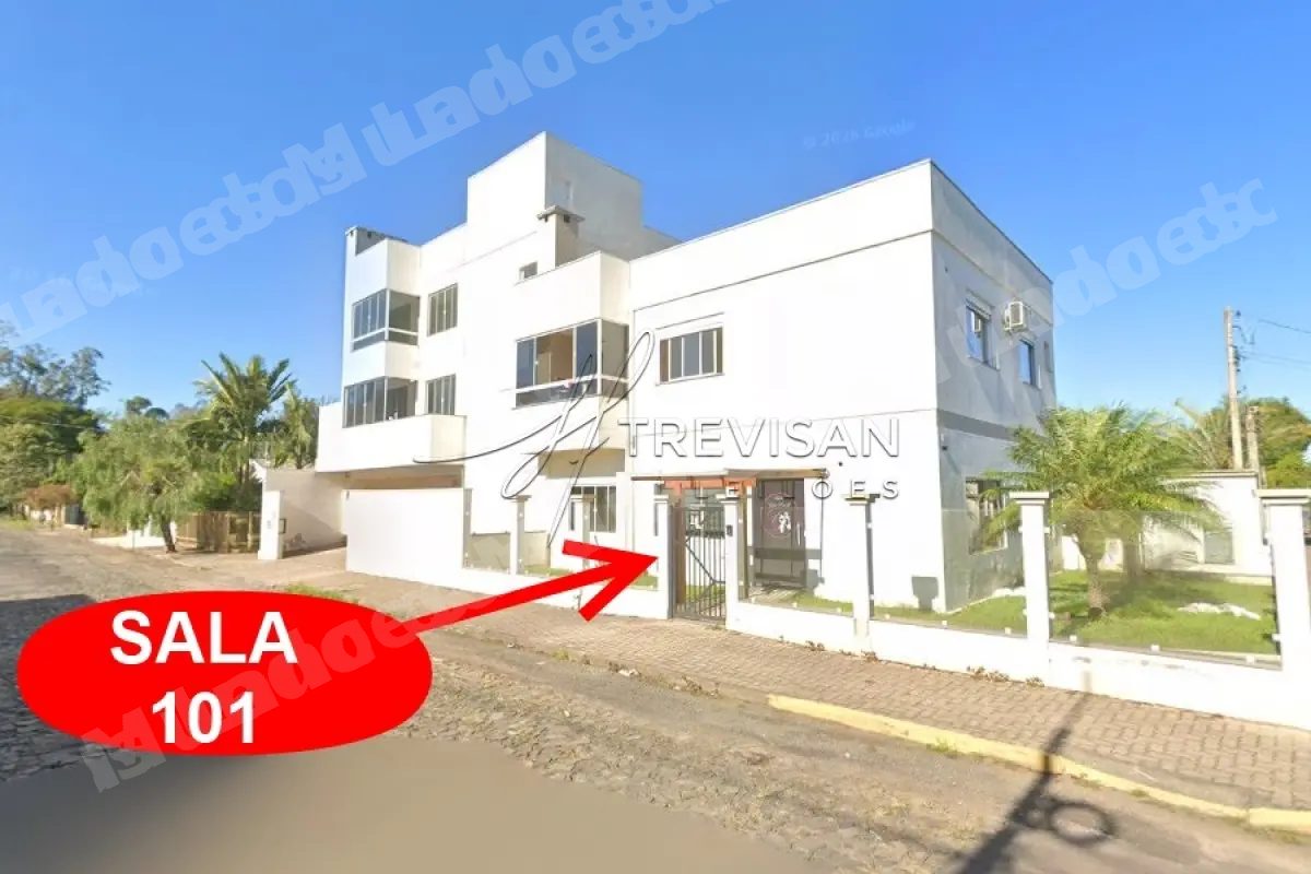 Imovel comercial de 147 m2 em leilao em Brasil