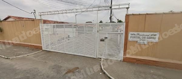 Casa em leilao em S/RJ