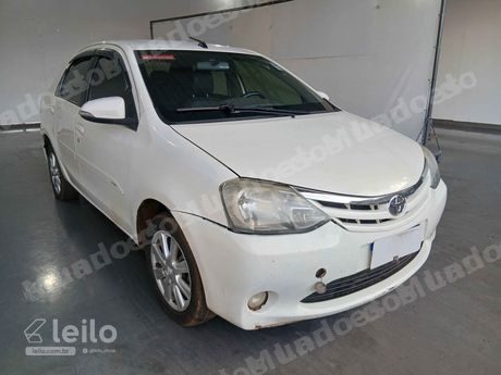 Toyota em leilao em Aparecida de Goiânia/GO