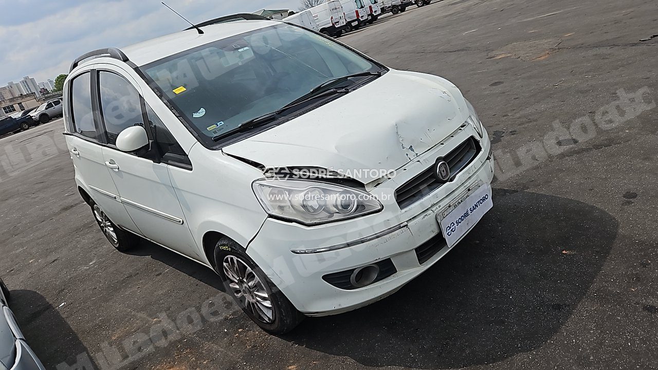 Fiat Idea Essence 1.6 2013 em leilao em Brasil