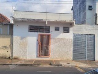 Casa de 139 m2 em leilão em Penápolis/SP