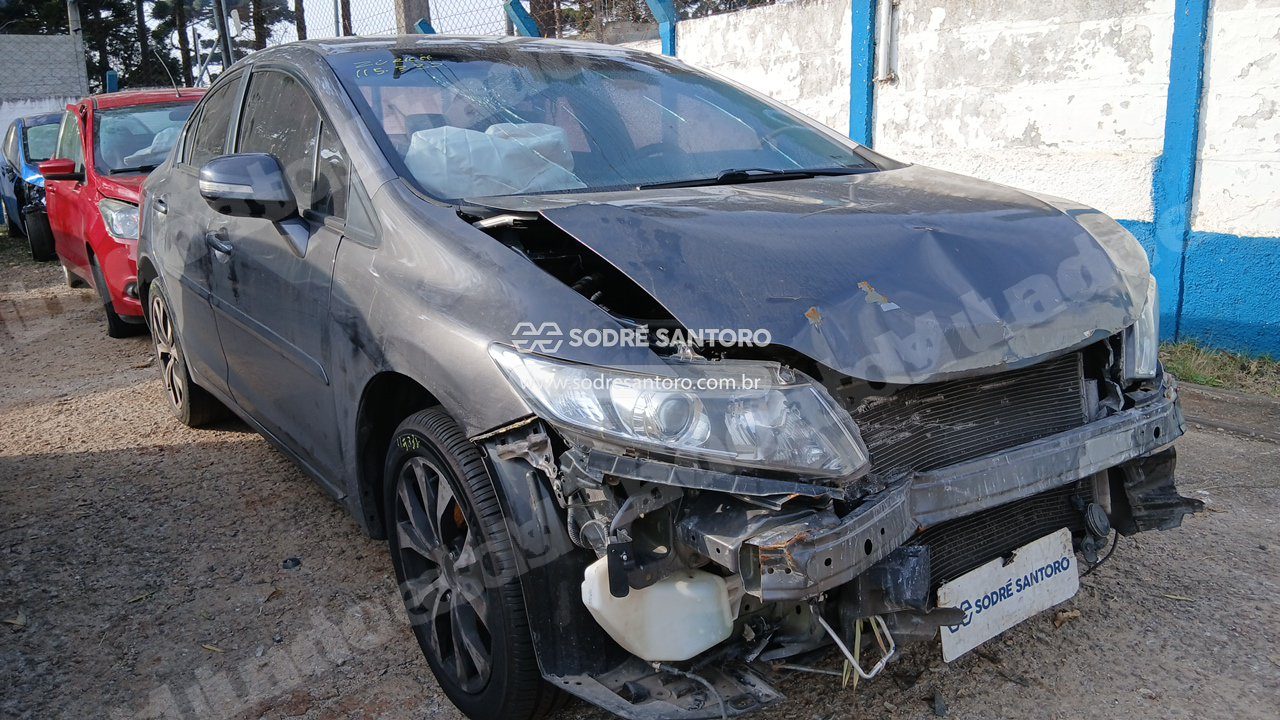 Honda em leilao em São José dos Pinhais/PR