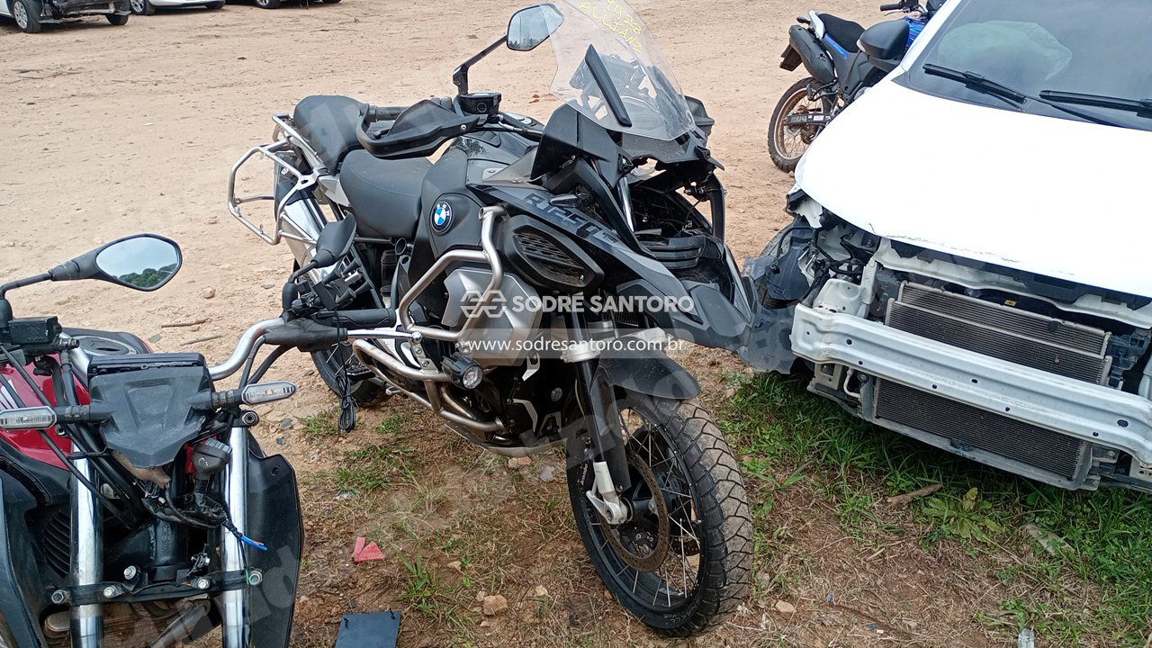 Bmw em leilao em São José dos Pinhais/PR