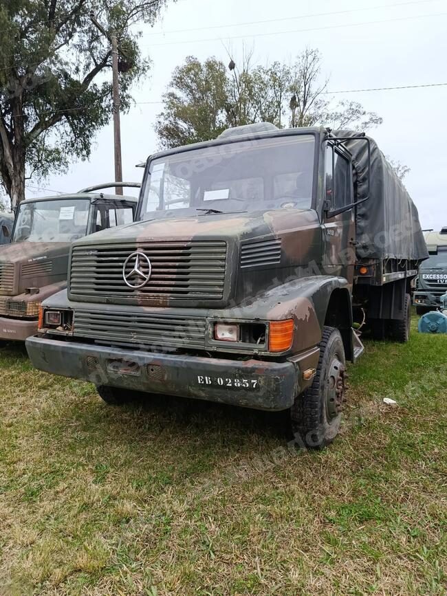 Mercedes em leilao em Brasil