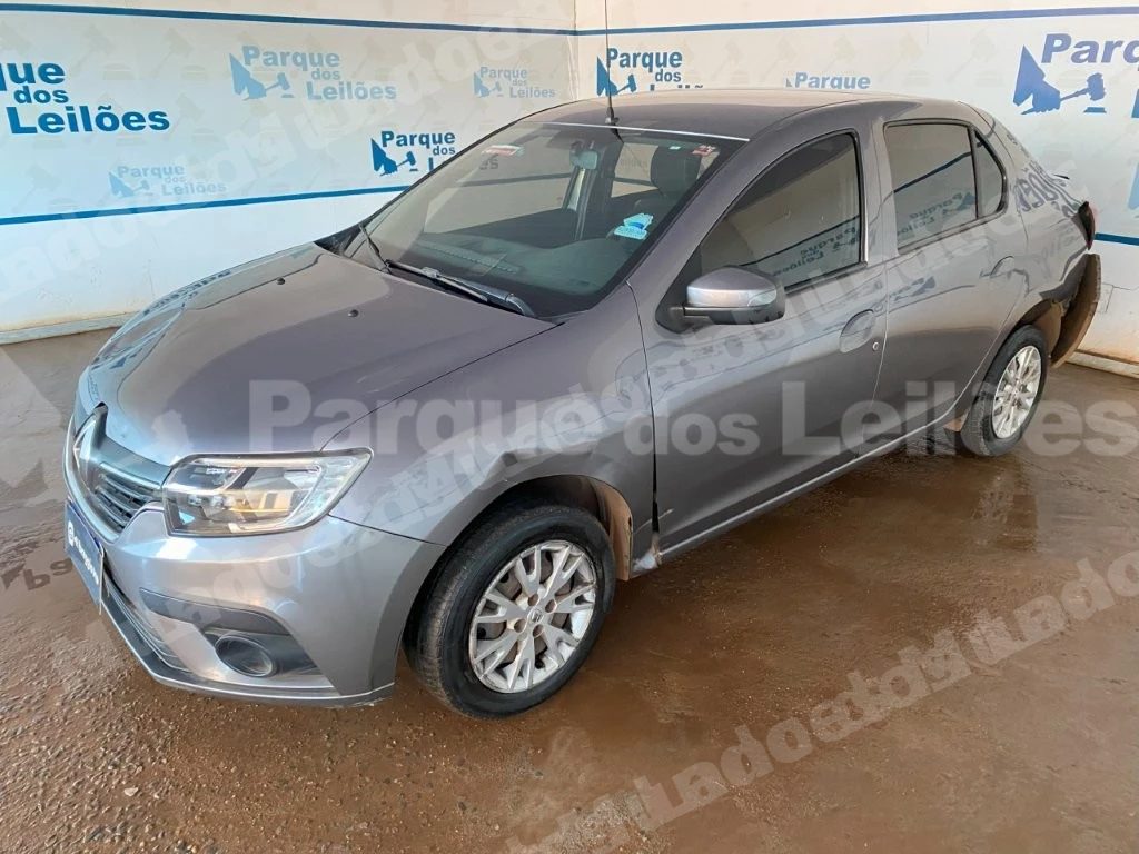 Renault em leilao em SE