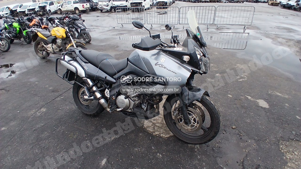 Suzuki em leilao em Brasil