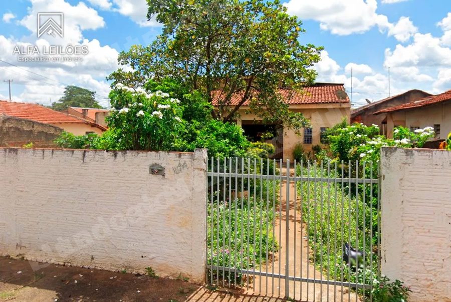 Casa de 300 m2 em leilão em Araçatuba/SP