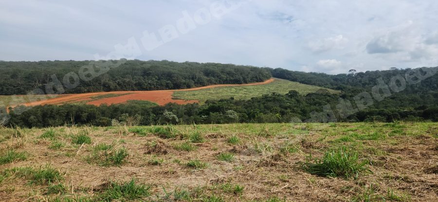 Terreno de 72600 m2 em leilão em Boa Esperança/MG