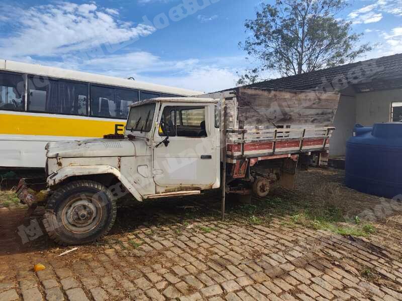 Toyota Bandeirante em leilão em Brasil