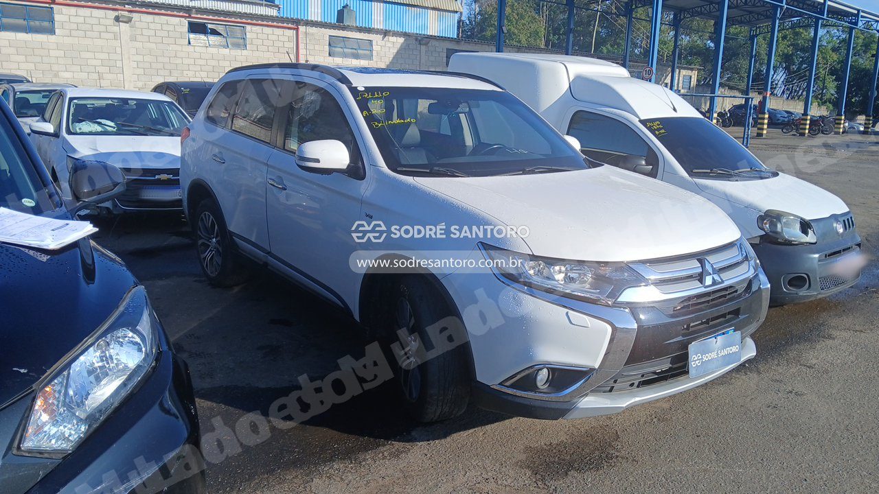 Mitsubishi em leilao em Monte Mor/SP
