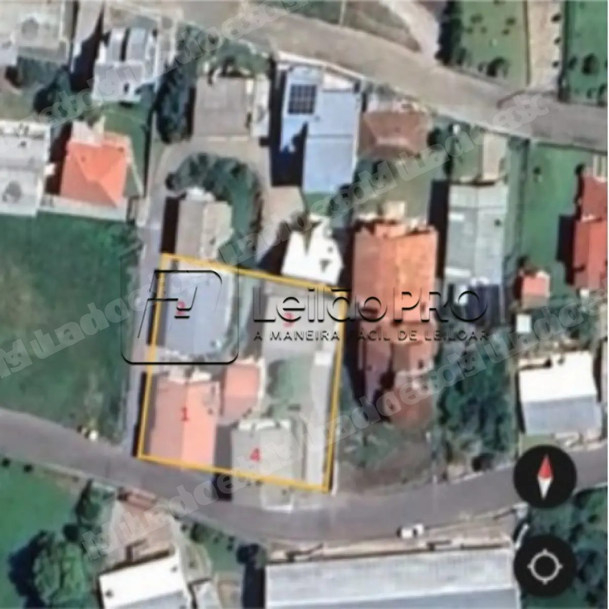 Imovel de 244 m2 em leilao em Brasil - Lote 2