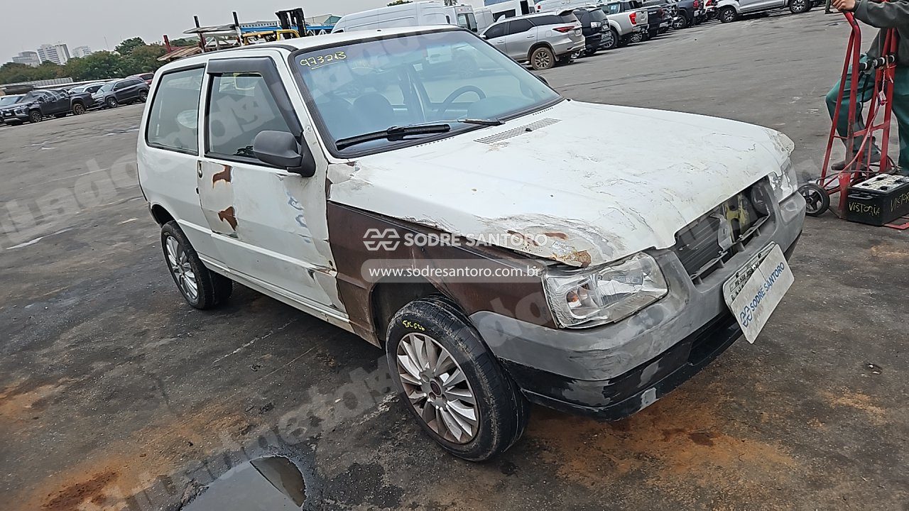 Fiat em leilao em Brasil