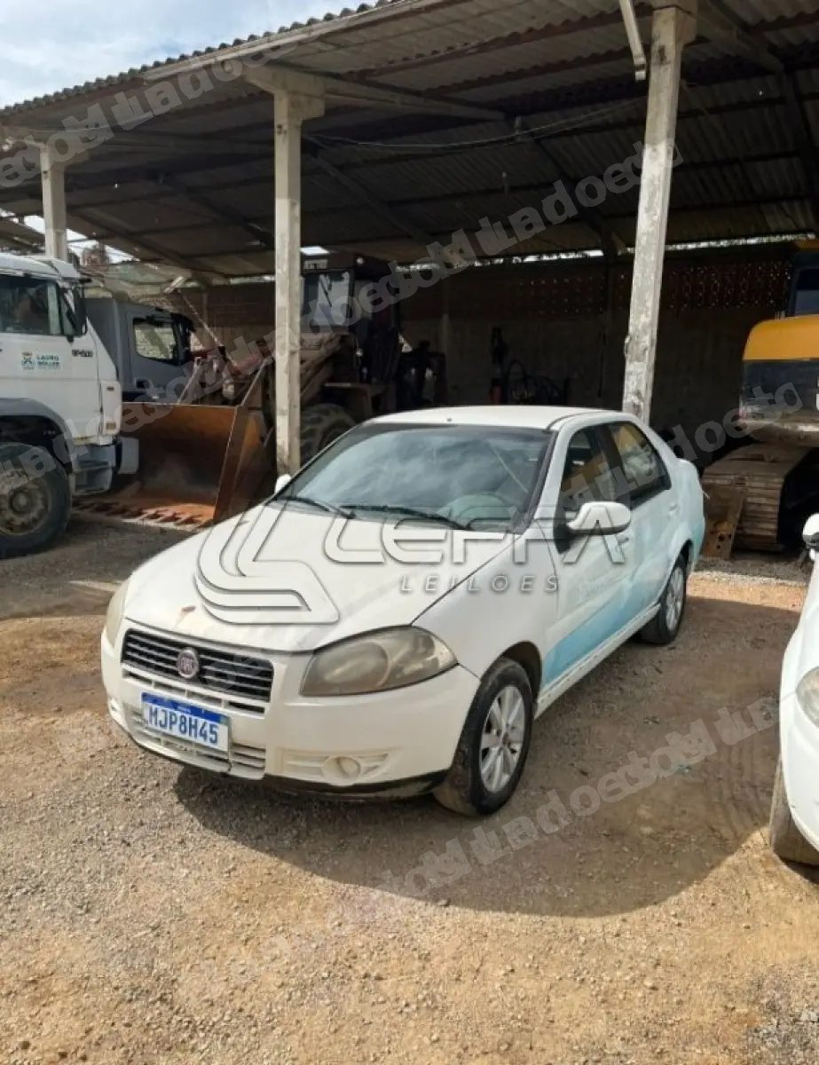Fiat Siena em leilao em Brasil - Lote 3
