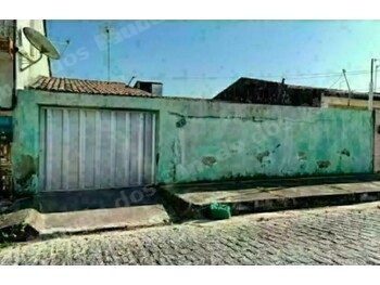 Imovel de 130 m2 em leilao em Maracanaú/CE