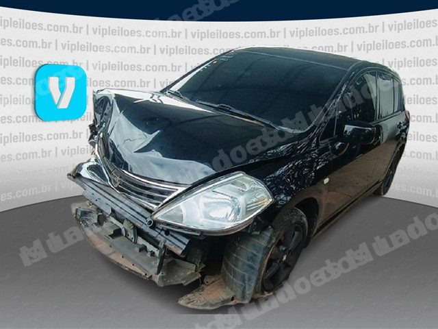 Nissan em leilao em Brasil