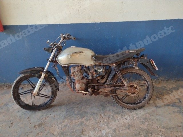 Honda em leilao em Brasil