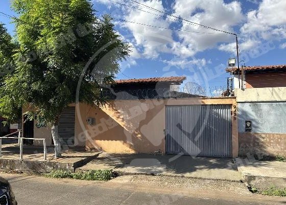 Casa de 92 m2 em leilão em Timon/MA