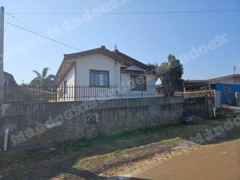 Casa em leilao em Madeira Caçador/SC