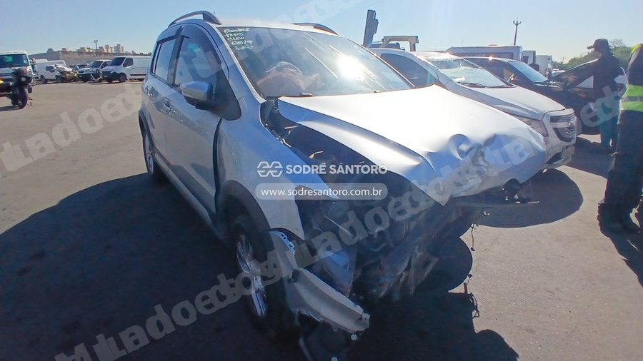 Volkswagen Crossfox Ma 2016 em leilão em Guarulhos/MA
