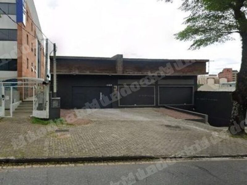 Imovel comercial em leilao em Prédio Comercial Em Curitiba/PR