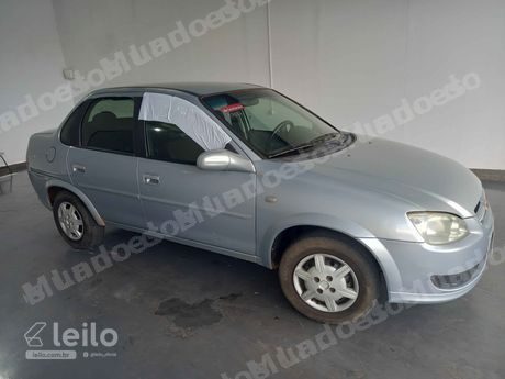 Chevrolet Classic em leilão em Aparecida de Goiânia/GO - Lote 1