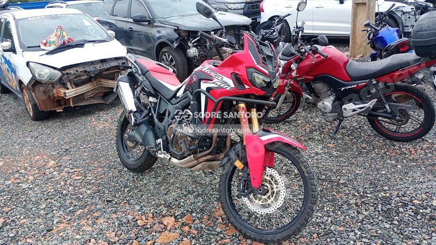 Honda Crf 1000L 2018 em leilão em São José dos Pinhais/PR
