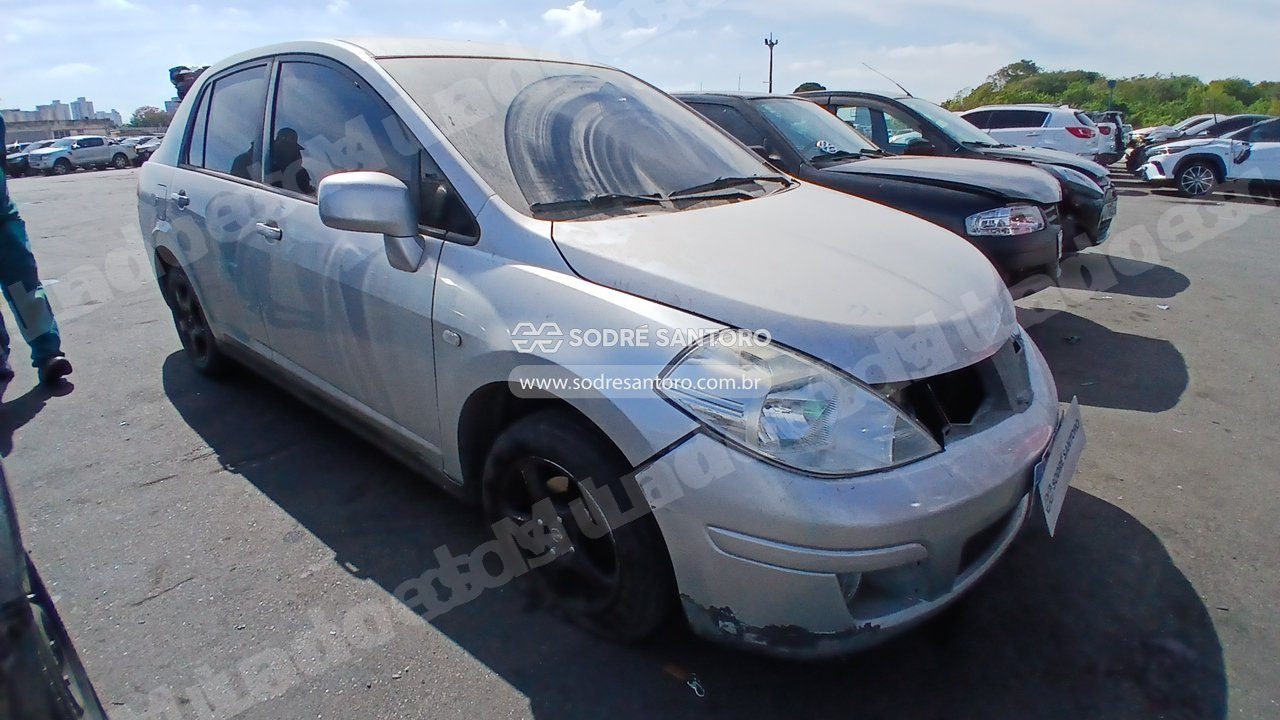 Nissan em leilao em Brasil