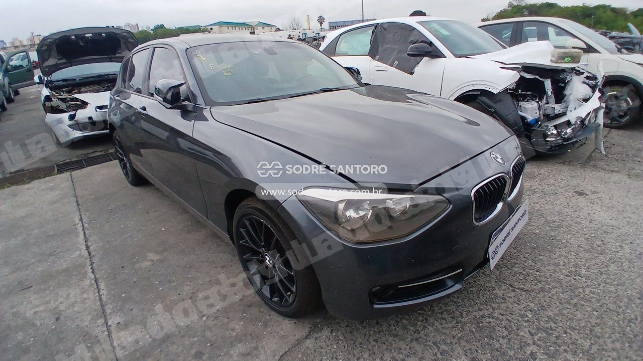 Bmw 118I 1A31 2014 em leilão em Brasil