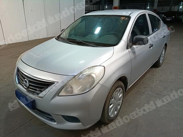 Nissan 2012 em leilao em Brasil