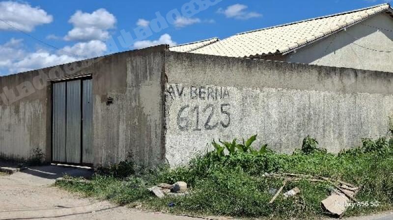 Casa em leilao em Queimados/RJ