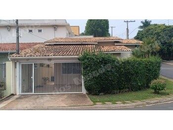 Casa em leilao em Atibaia/SP