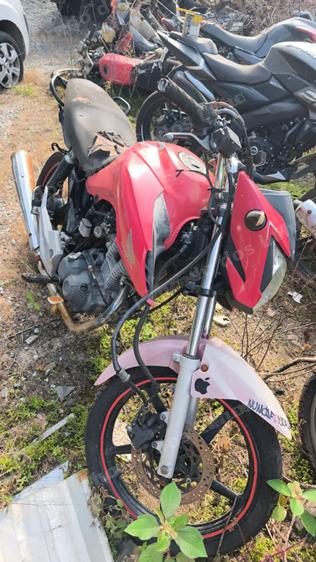 Honda em leilao em Campos do Jordão/SP