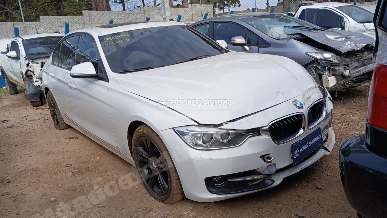 Bmw 320I Active Flex 2015 em leilao em São José dos Pinhais/PR