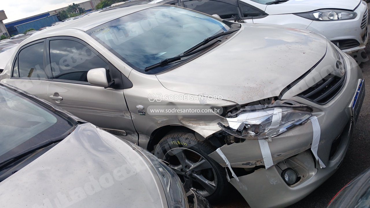 Toyota Corolla Gli Flex 2014 em leilao em Brasil