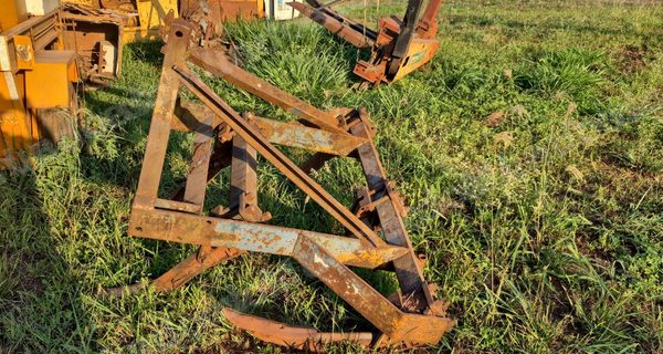 Máquina agrícola em leilão em Paraíso do Norte/PR - Lote 3