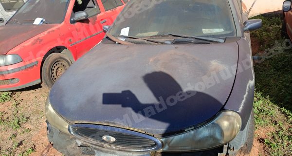 Ford Mondeo em leilao em Naviraí/MS