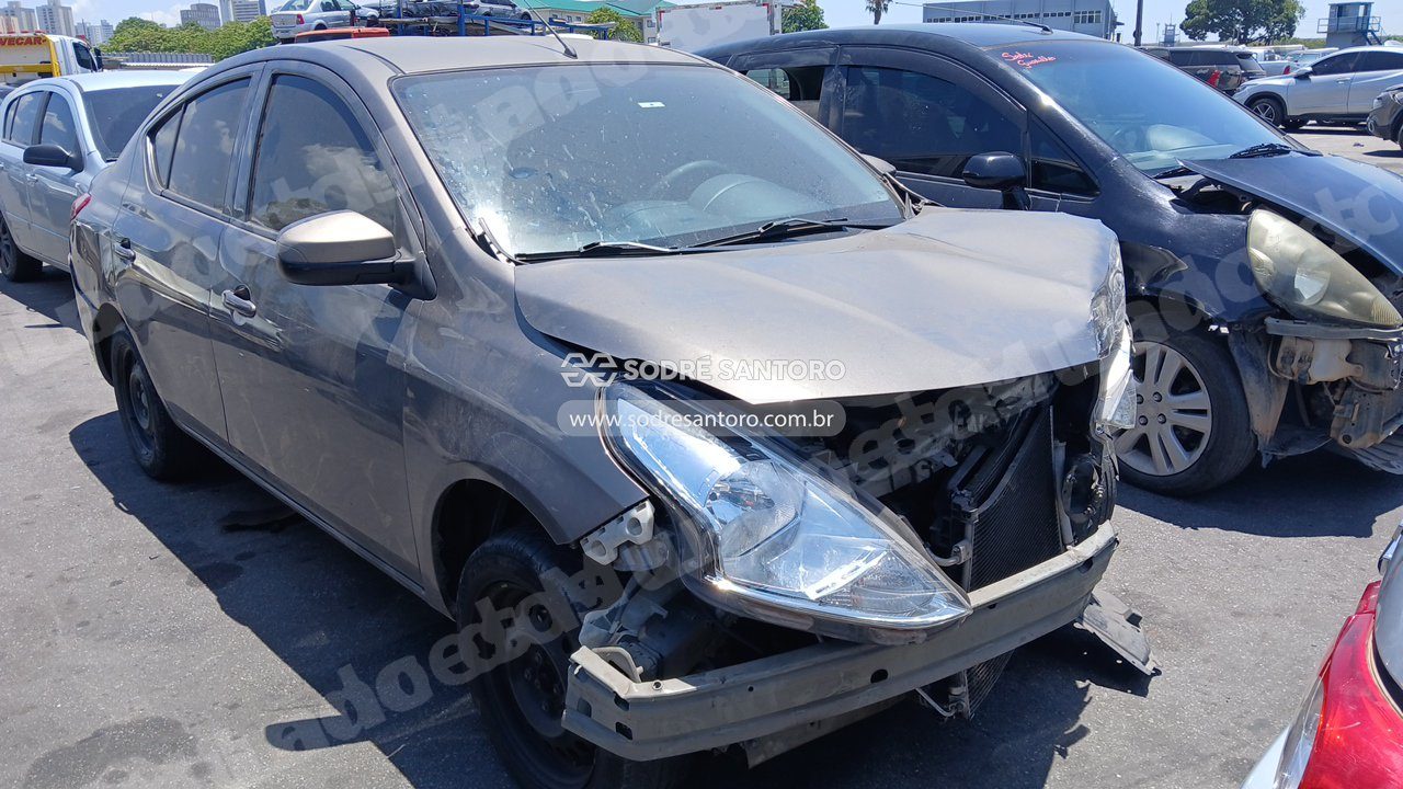 Nissan em leilao em Brasil