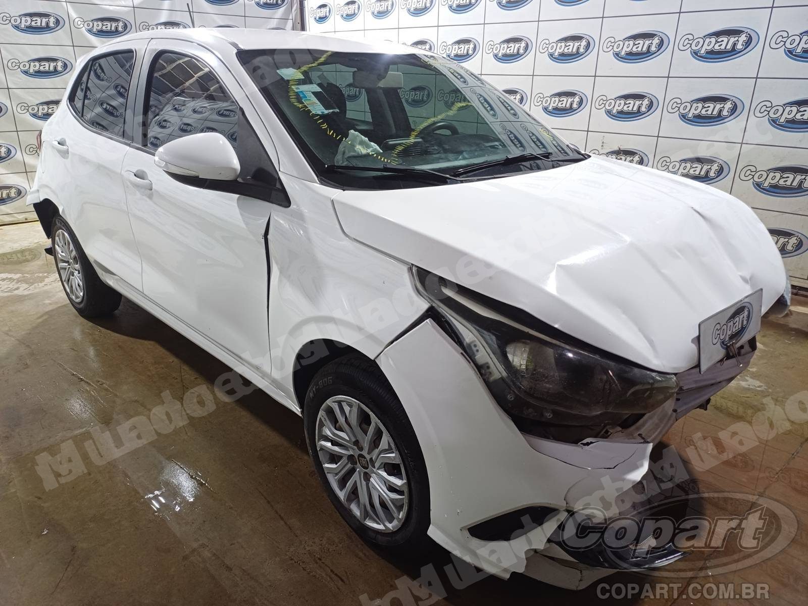 Lote em leilao em Candeias/BA