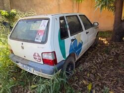 Fiat Uno 2013 em leilao em Brasil