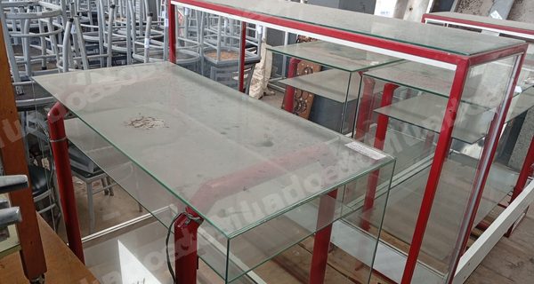 Móveis em leilão em Curitiba/PR - Lote 15