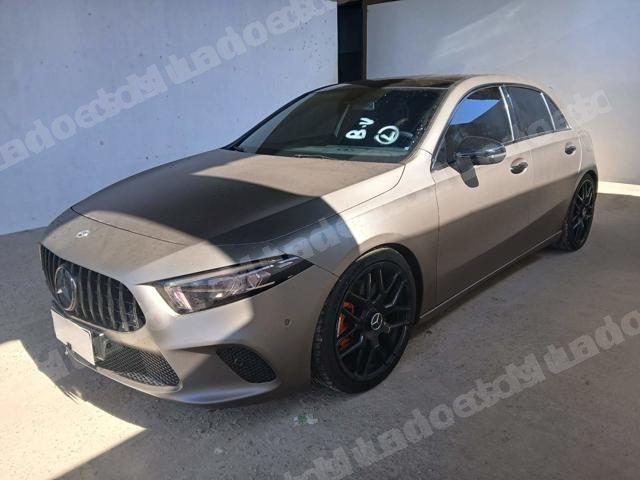 Mercedes em leilao em Brasil