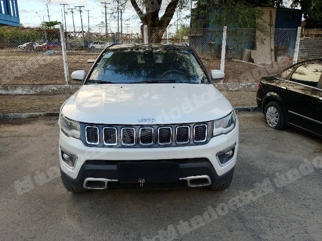 Jeep 2018 em leilão em Brasil