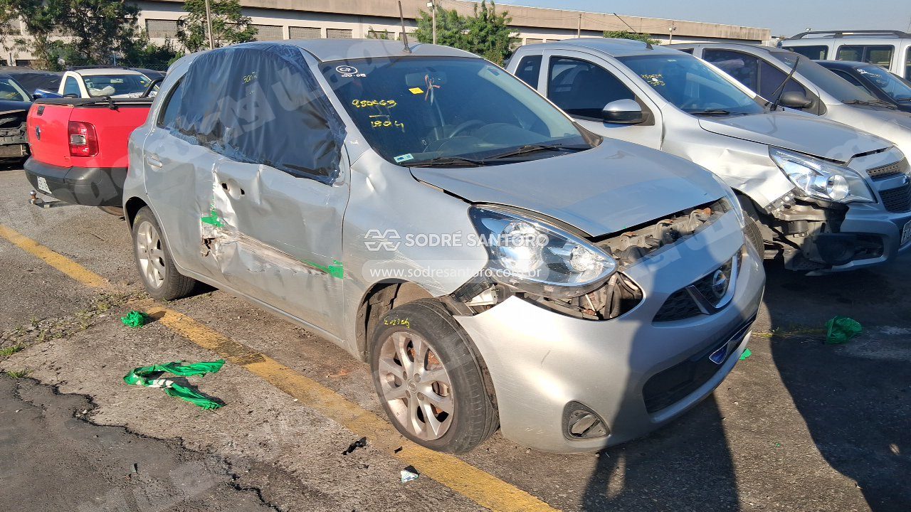 Nissan March 16Sv Cvt 2020 em leilao em Brasil