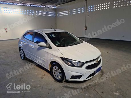 Chevrolet Onix em leilao em Candeias/BA