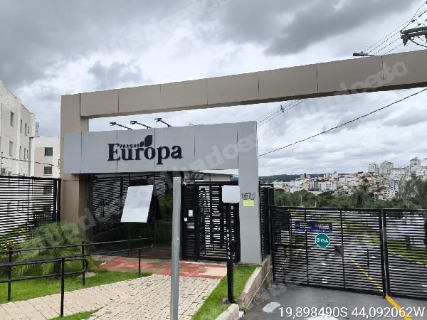 Apartamento em leilao em M/MG